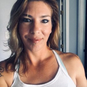 Meet your Posher, Claire